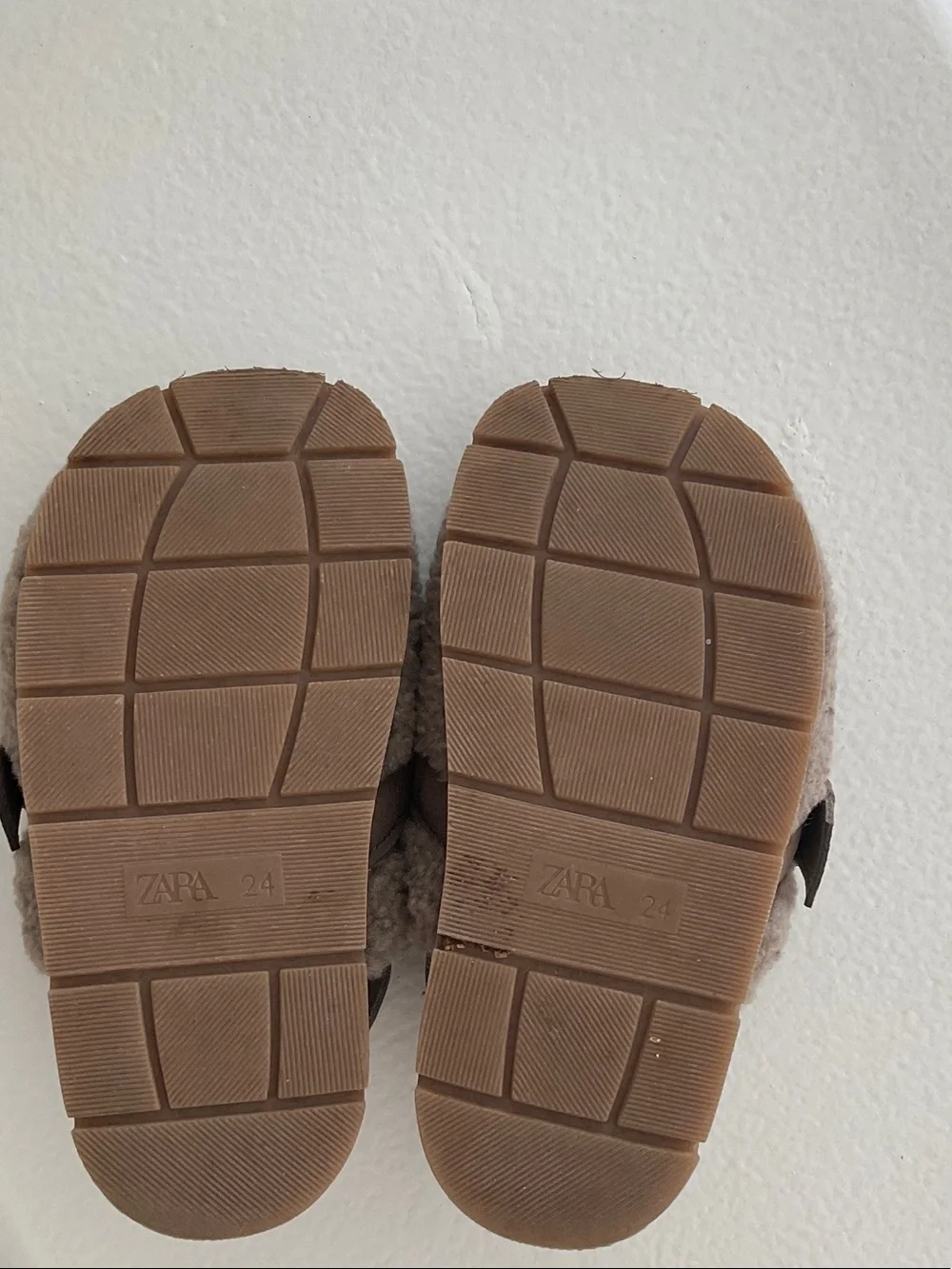 Zara Kids Taupe Fleece Clog Mules